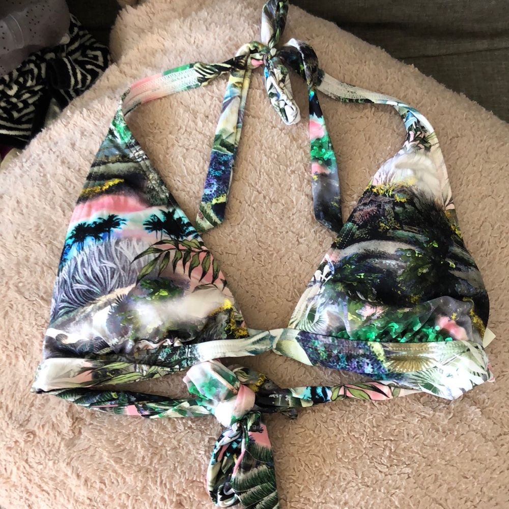 Large bikini top